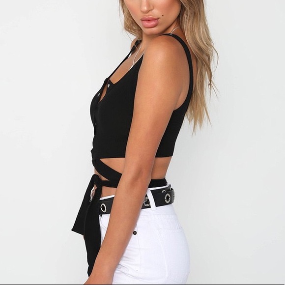 B2G1♦️🆕Straps Tie Camisole Black - Picture 3 of 4